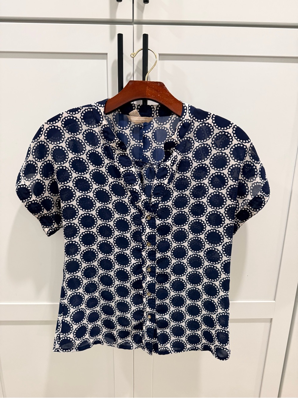 Banana Republic XS Navy White Geometric Print Short Sleeve Blouse